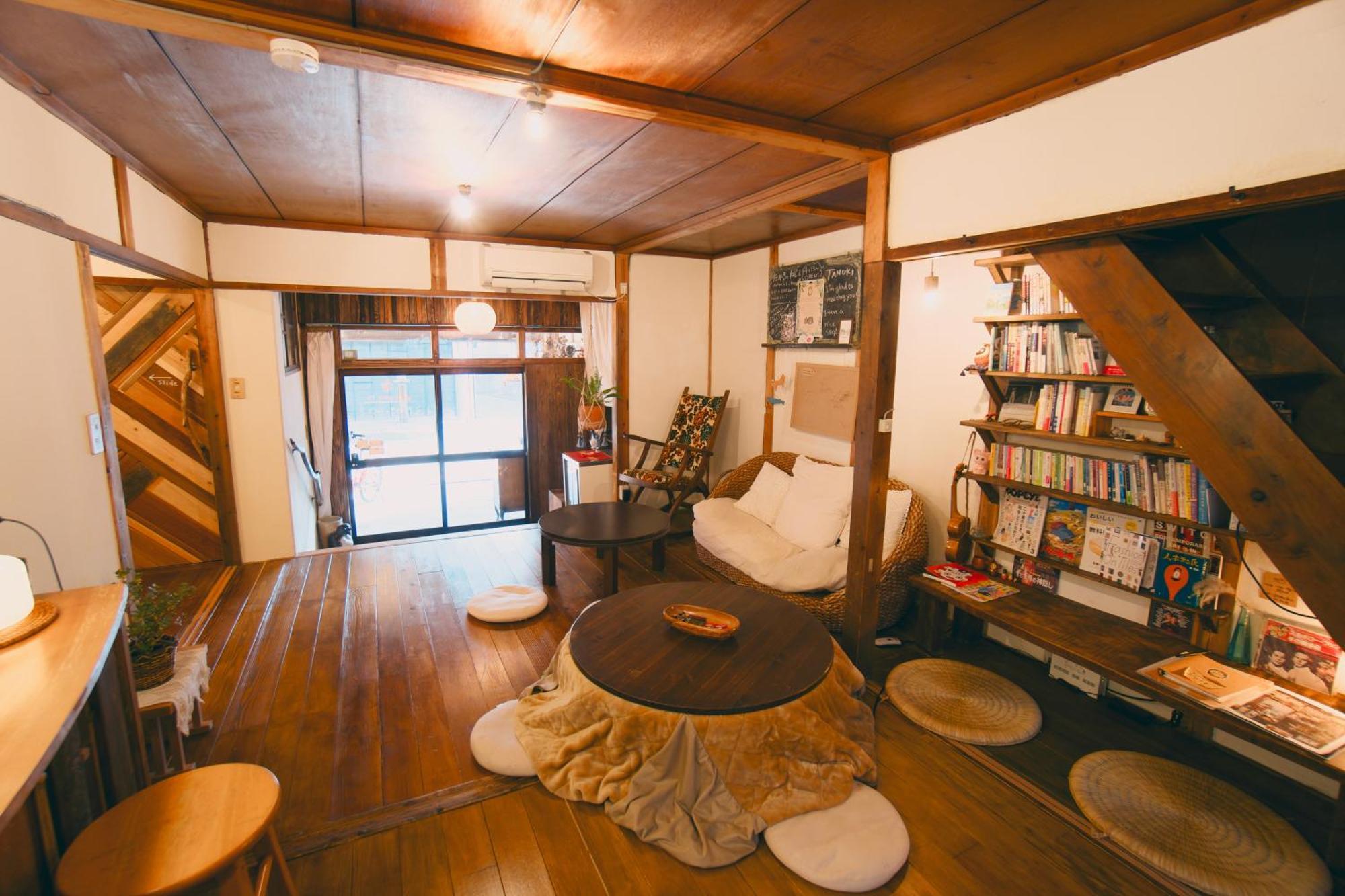 宿たぬきのねどこ Guesthouse Tanuki Tokoname Esterno foto